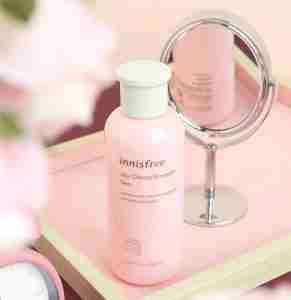 Innisfree Jeju Cherry Blossom Skin