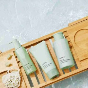 Innisfree Green Tea Hydrating Amino Acid Cleansing Foam